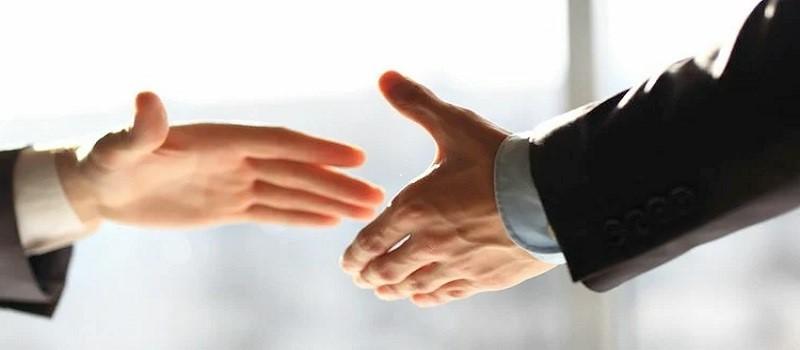 handshake_800x350.jpg